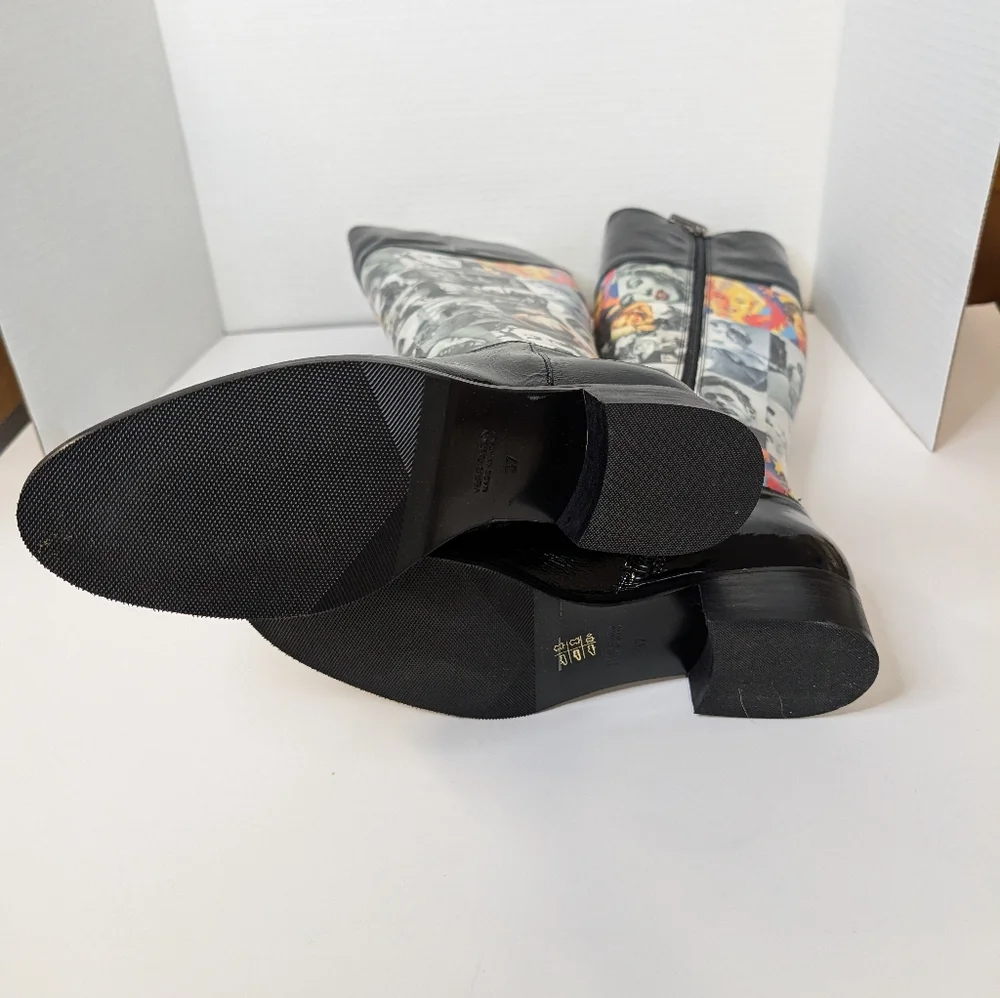 Rain Boots Side Zipper   Never Worn Hollywood Newsprint Size 7